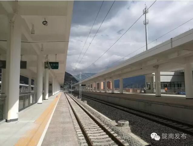 蘭渝鐵路最新進展！除胡麻嶺隧道外已全線鋪通