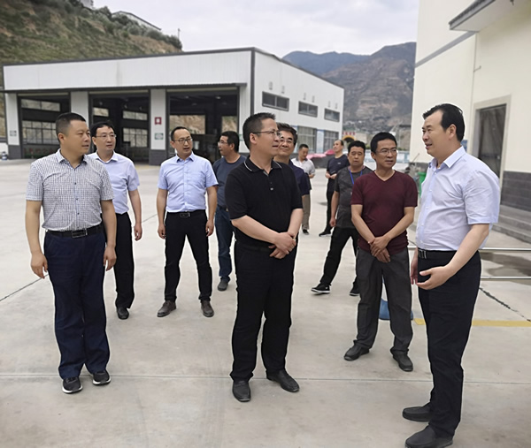 隴南市委常委、組織部部長楊郃調(diào)研指導(dǎo)市龍江城鄉(xiāng)發(fā)展集團(tuán)公司黨建工作